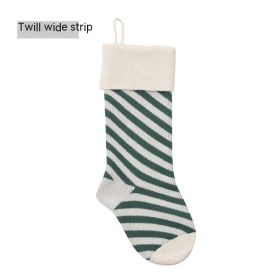 Knitted Christmas Gift Decorative Socks (Option: Dark Green Wide Pattern)